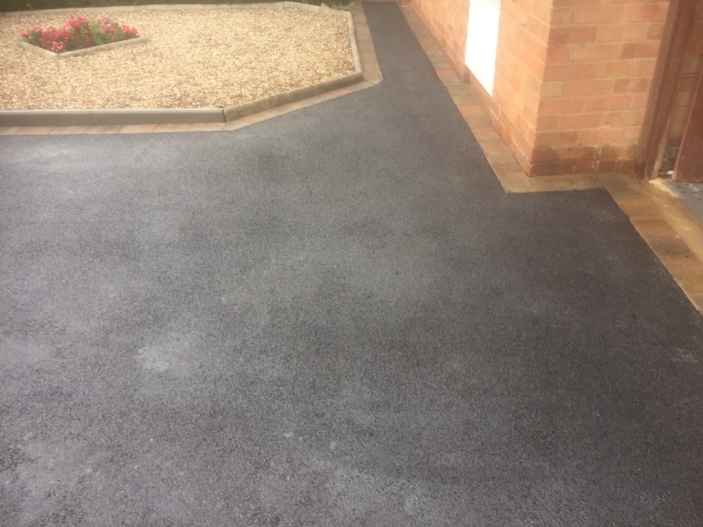 Tarmac driveways